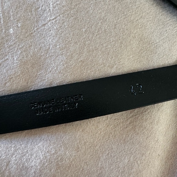 Moschino Black Belt with Gold Logo USED - Picture 5 of 5